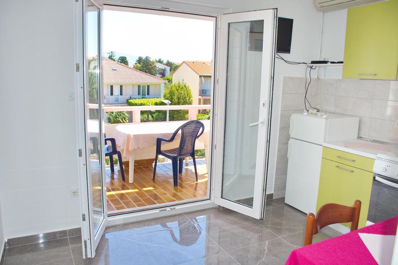 Apartmani Vidusin Novalja Exterior foto