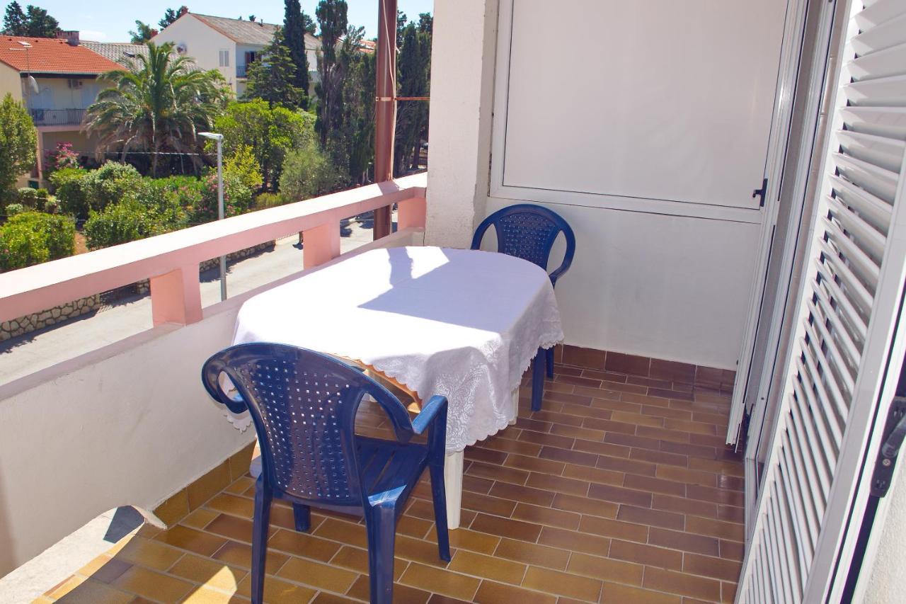Apartmani Vidusin Novalja Exterior foto
